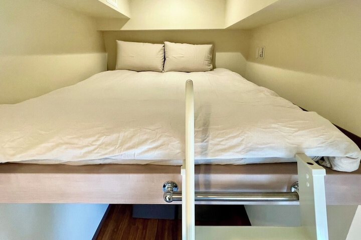 Room 31 of 105