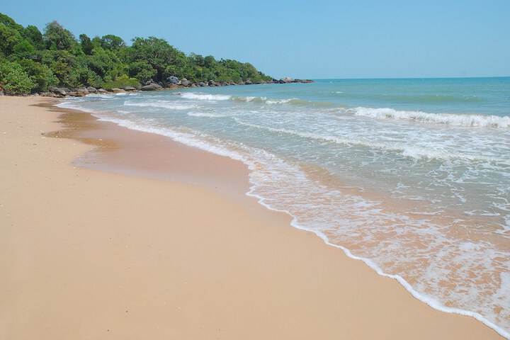 Beach 29 of 32