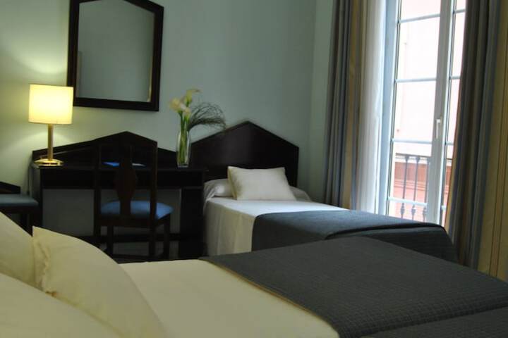 Room 20 of 53