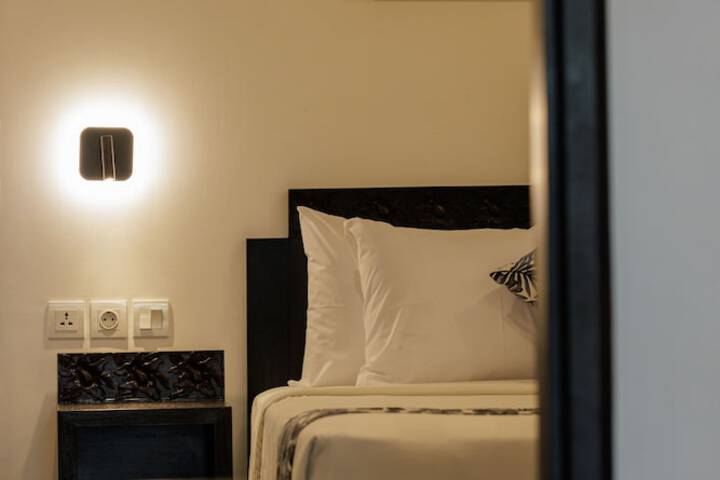 Room 14 of 62