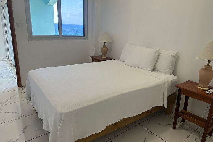 Room 44 of 266