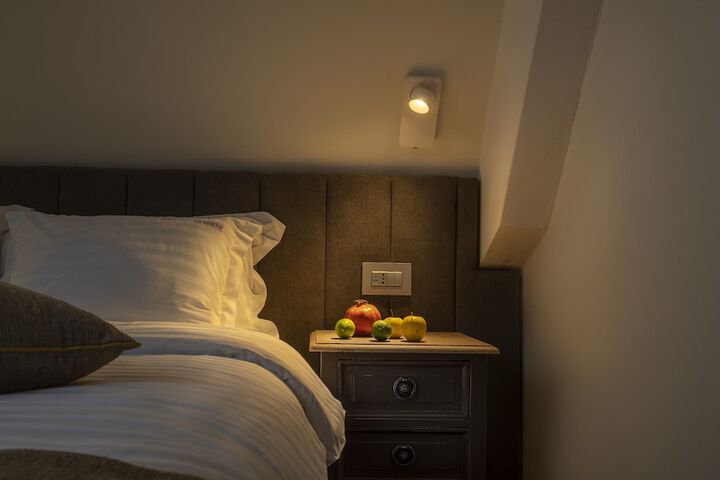 Room 16 of 61