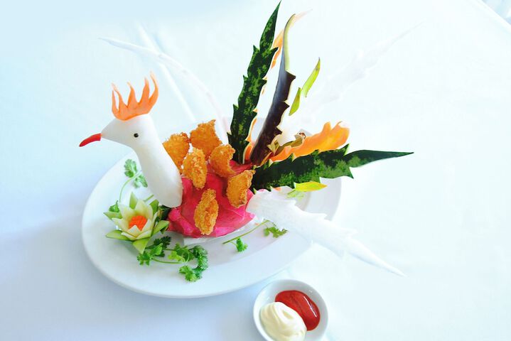 Dining 37 of 56