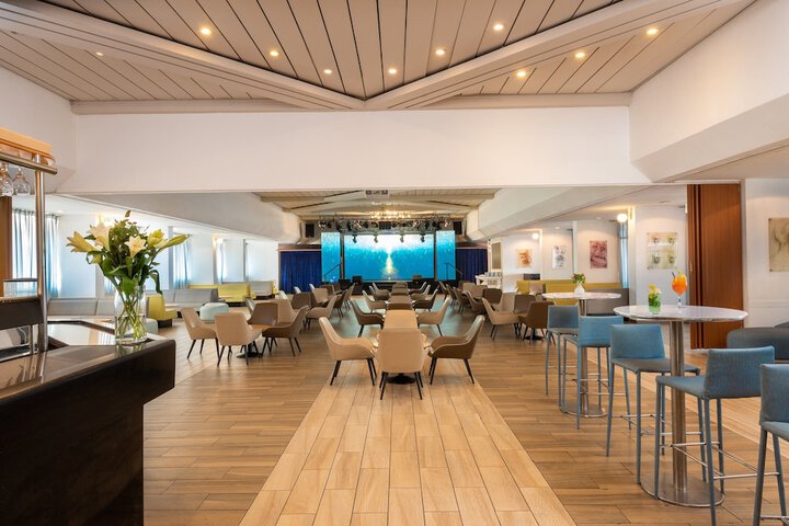 Lobby Photos