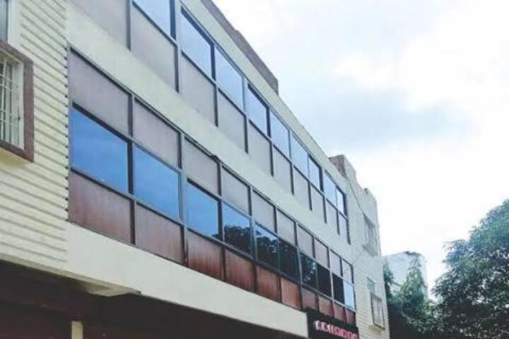 Hotel a K CONTINENTAL