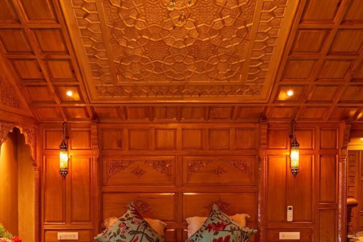 Room 29 of 47