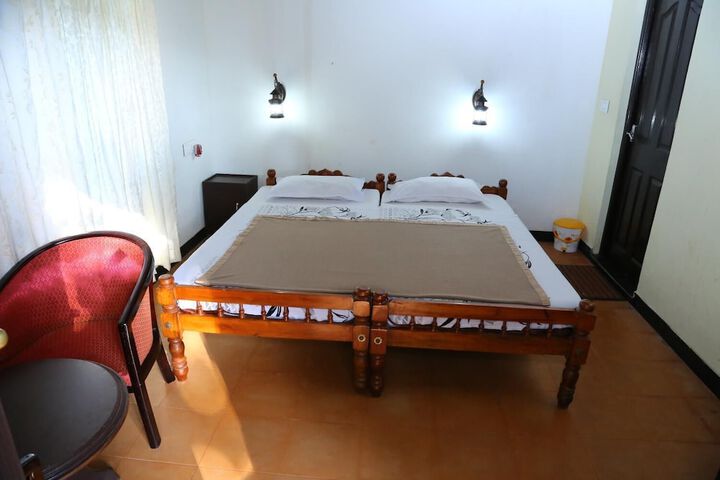 Room 10 of 51