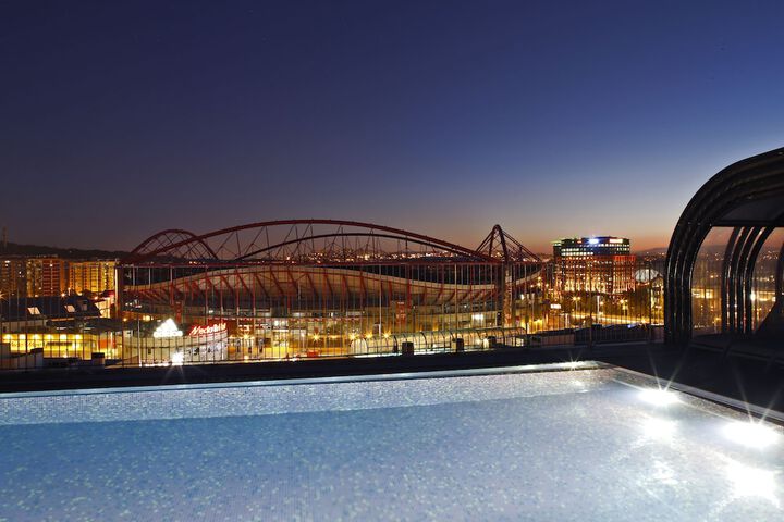 Pools & Facilities