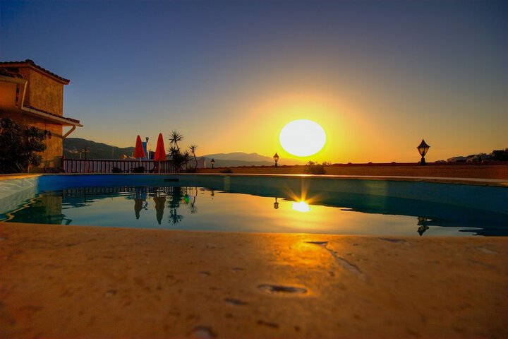 Pool 31 of 58