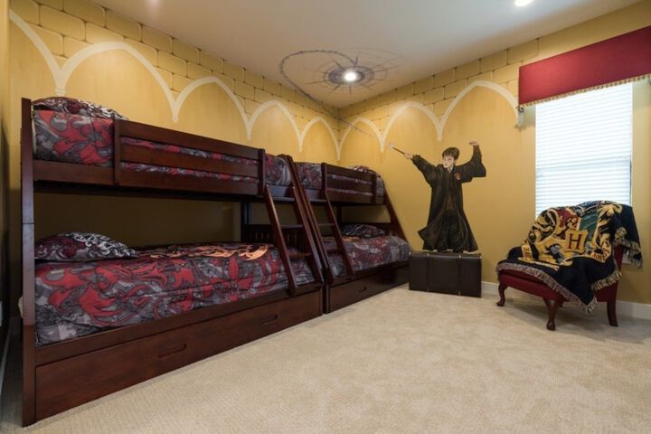 Room 10 of 149