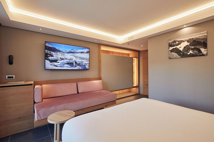 Room 19 of 54