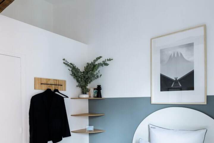 Room 13 of 60