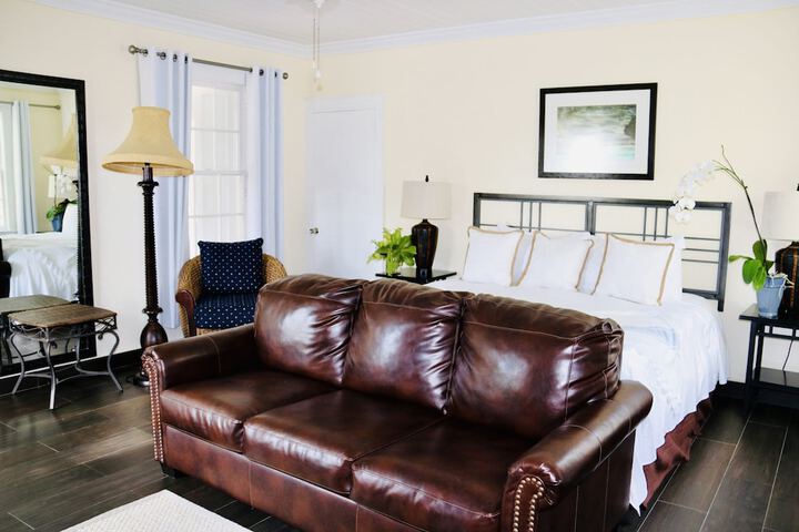 Room 2 of 26