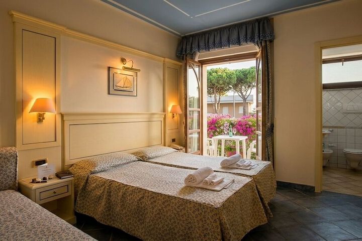 Room 6 of 29
