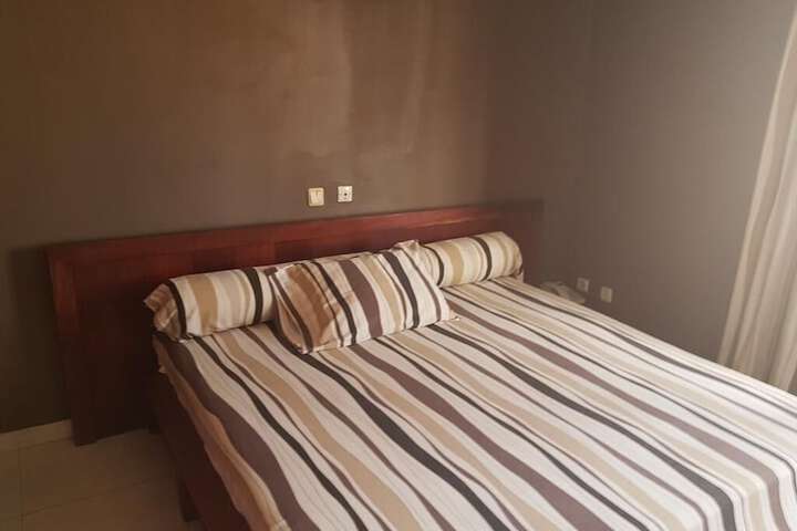 Room 7 of 15