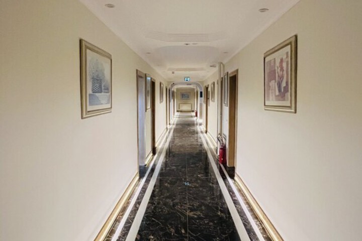 Hotel 17 of 17