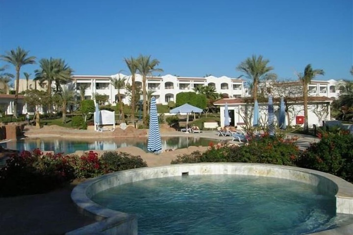 Holiday Service College & Diving in Sharm El Sheikh
