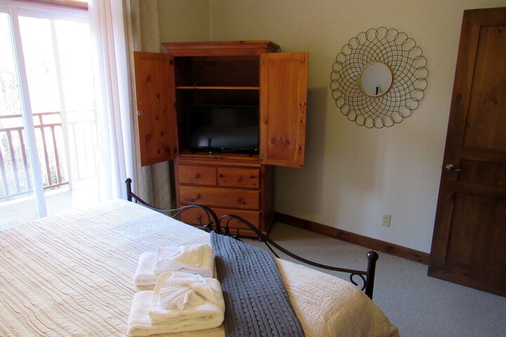 Room 4 of 67