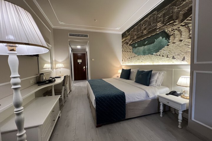 Room 60 of 164