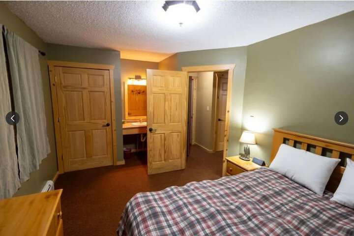 Room 15 of 79