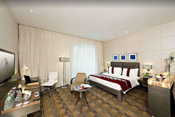 Room 16 of 74