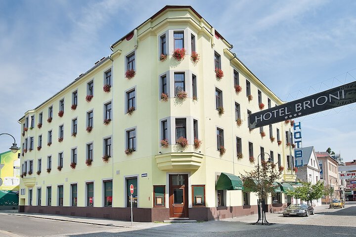 Brioni Suites