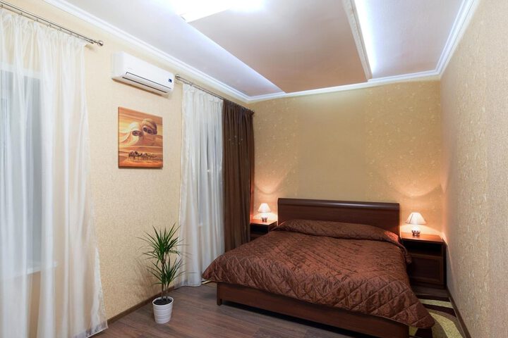 Room 18 of 50