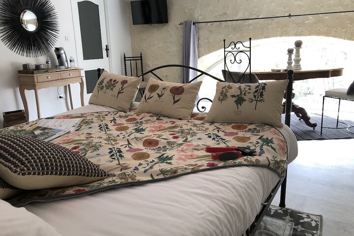 Room 18 of 36