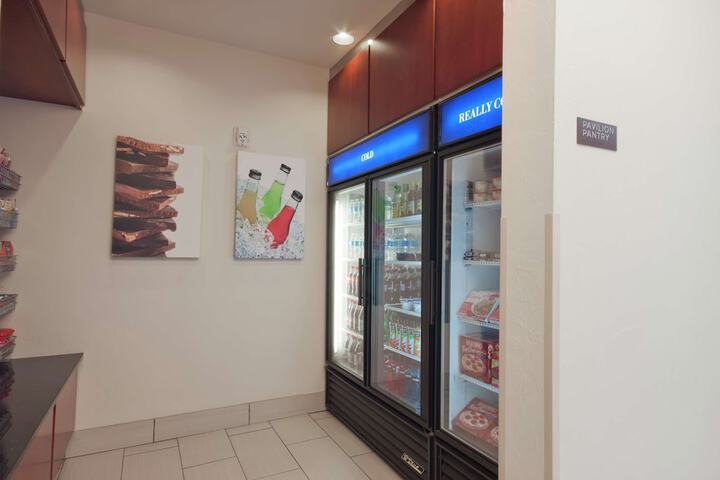 Snack bar