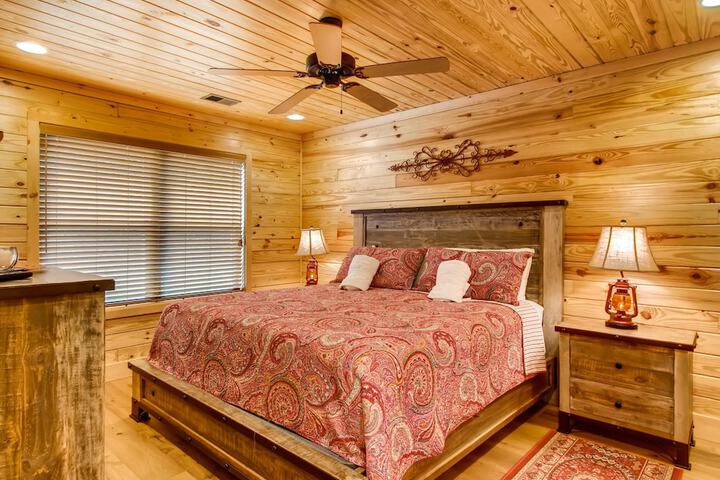 Room 3 of 27