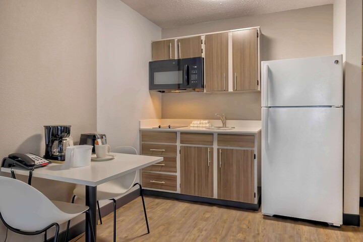 Private kitchenette