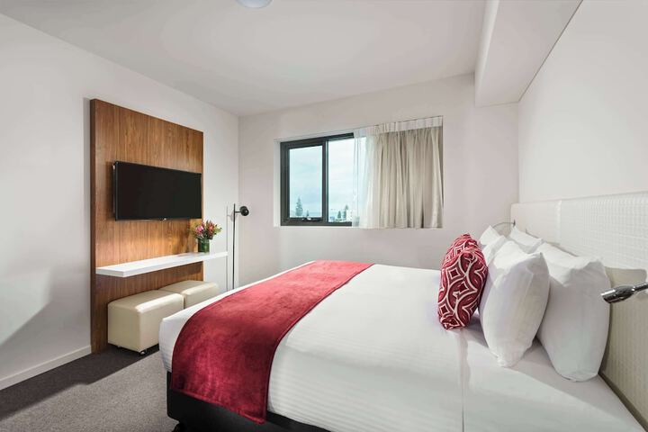 Room 35 of 86