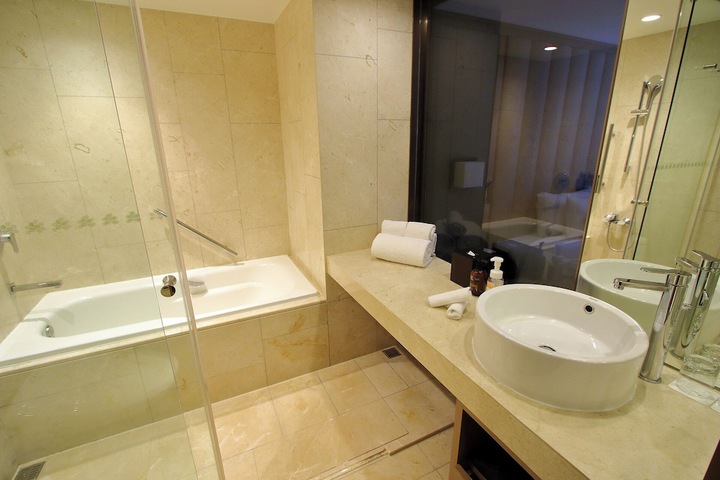 Room 45 of 97