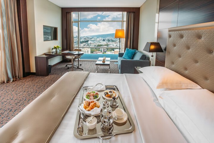 Room 73 of 156