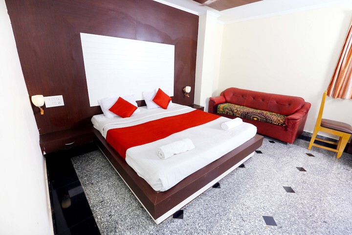Room 10 of 23