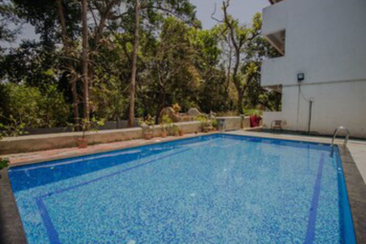 Pool 2 of 10