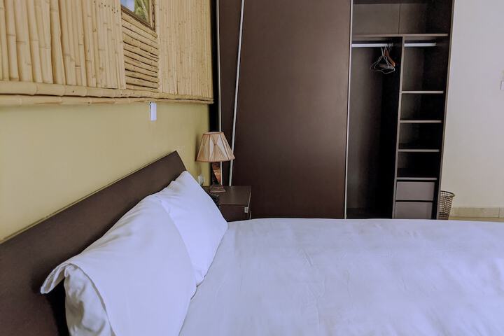 Room 21 of 50