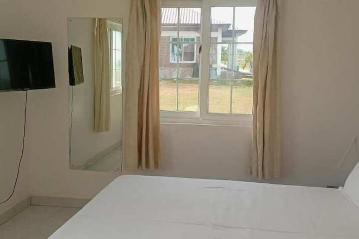 Room 15 of 22