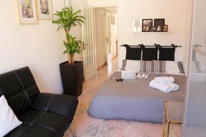 Room 14 of 52