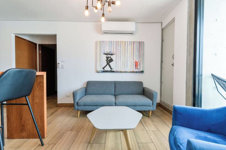 Room 68 of 169