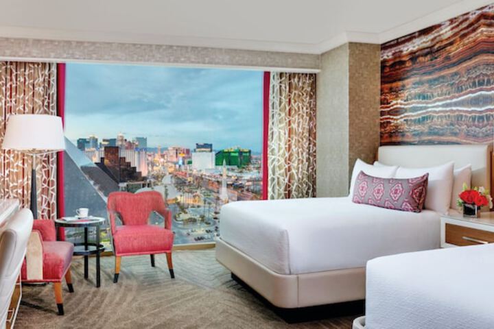 Room 34 of 70