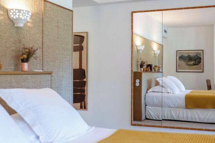 Room 48 of 89