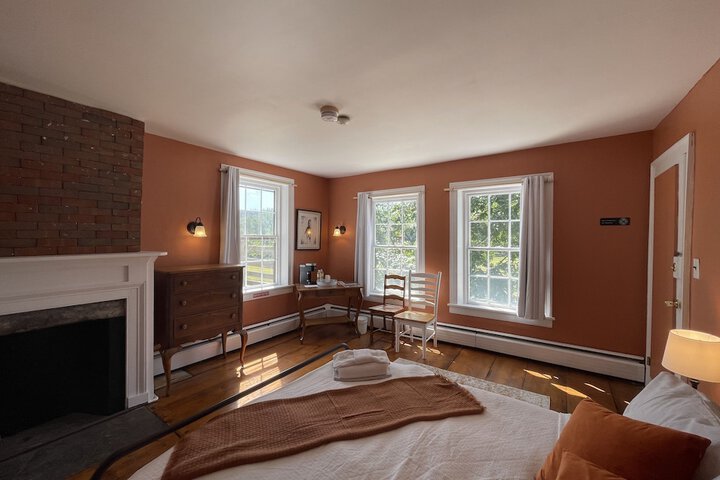 Room 9 of 43