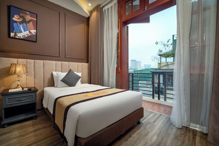 Room 29 of 59