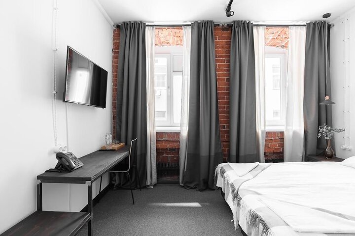 Room 16 of 29