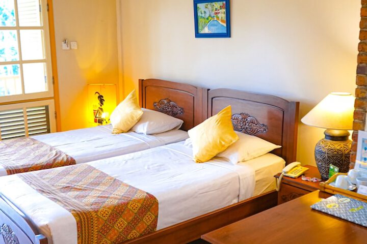 Room 35 of 135
