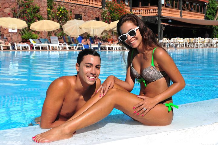 Hotel Pool