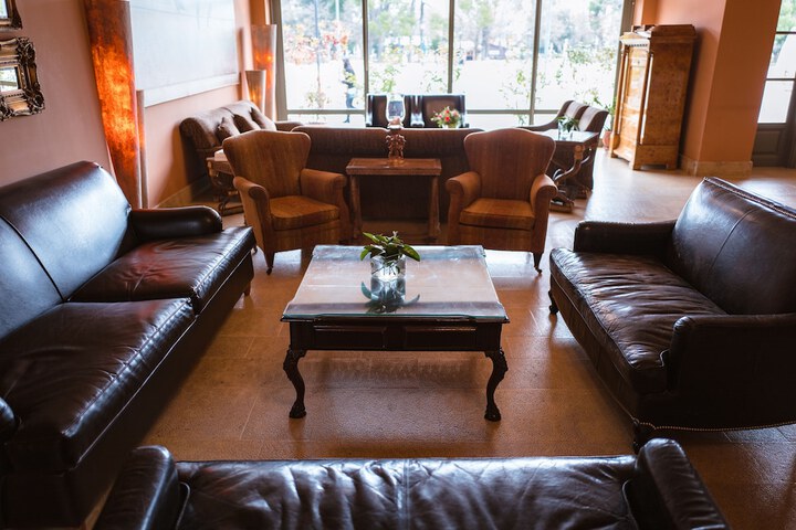 Guest Lobby