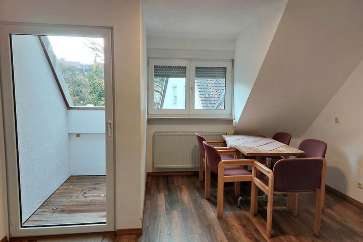Room 41 of 76