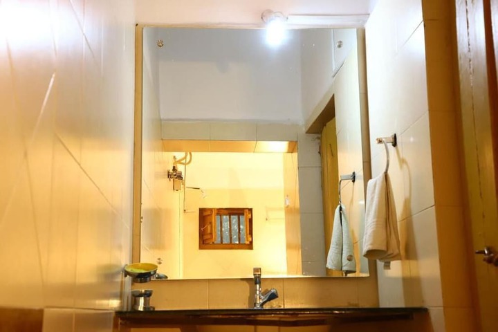 Room 13 of 51